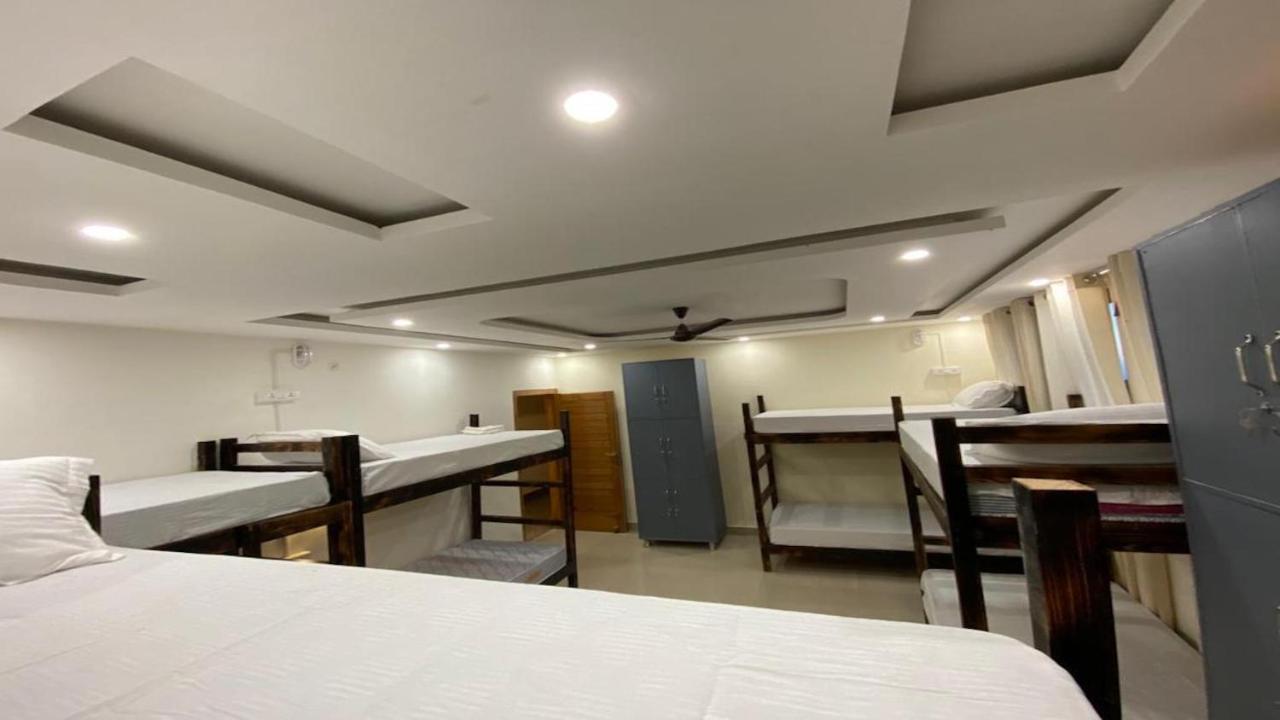 Madpackers Mcleodganj Ostello Dharamshala Esterno foto